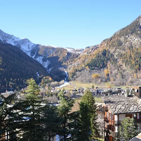 Maison Belle Vue Apartamento Courmayeur